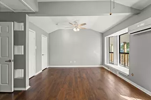 929 S Rosemont Ave, Dallas, TX 75208 - Photo 25