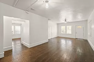 929 S Rosemont Ave, Dallas, TX 75208 - Photo 9