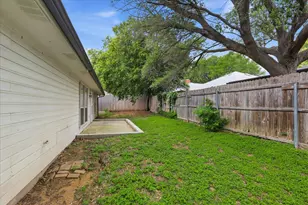 7525 Arbor Park Dr, Fort Worth, TX 76120 - Photo 31