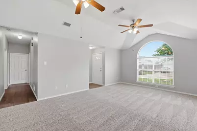 7525 Arbor Park Drive, Fort Worth, TX 76120 - Photo 9