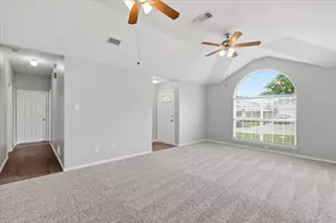 7525 Arbor Park Dr, Fort Worth, TX 76120 - Photo 9