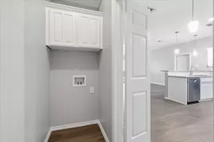 7525 Arbor Park Dr, Fort Worth, TX 76120 - Photo 27