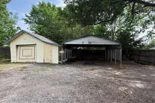223 W Jefferson St, Palmer, TX 75152 - Photo 15