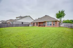 1410 Parkside Dr, Mansfield, TX 76063 - Photo 23