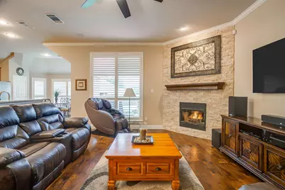 1410 Parkside Drive, Mansfield, TX 76063 - Photo 5