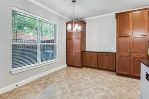 928 Brook Forest Ln, Euless, TX 76039 - Photo 11