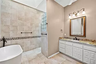 10100 Ravenswood Rd, Granbury, TX 76049 - Photo 19