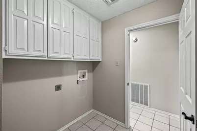 10100 Ravenswood Road, Granbury, TX 76049 - Photo 23