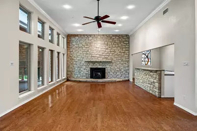 10100 Ravenswood Road, Granbury, TX 76049 - Photo 9