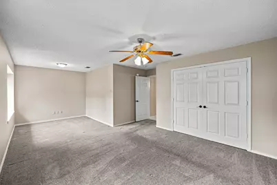 10100 Ravenswood Road, Granbury, TX 76049 - Photo 27