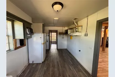 205 S Main Street, Gordon, TX 76453 - Photo 7