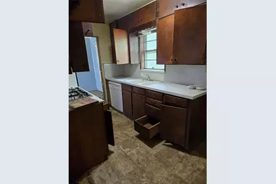 1806 N Culberson Street, Gainesville, TX 76240 - Photo 7