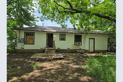 1806 N Culberson Street, Gainesville, TX 76240 - Photo 13
