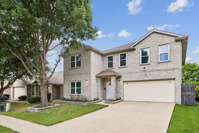 1016 Aviary, Aubrey, TX 76227 - Photo 3