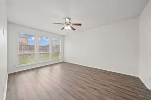 1205 Crest Ridge Dr, Glenn Heights, TX 75154 - Photo 11