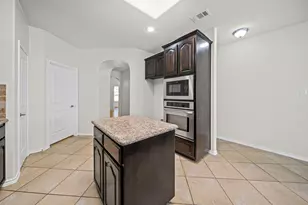 1205 Crest Ridge Dr, Glenn Heights, TX 75154 - Photo 7