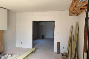 1027 E Lamar St, Sherman, TX 75090 - Photo 13