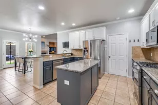 13827 Plum Valley Dr, Frisco, TX 75033 - Photo 13