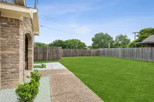 7 Cedar Elm Cir, Allen, TX 75002 - Photo 3