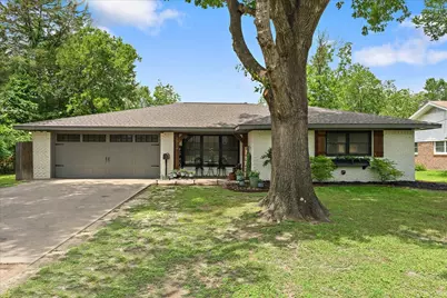 1904 W 4th Avenue, Corsicana, TX 75110 - Photo 1