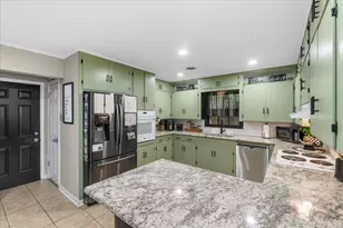 1904 W 4th Ave, Corsicana, TX 75110 - Photo 13