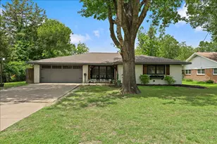 1904 W 4th Ave, Corsicana, TX 75110 - Photo 37