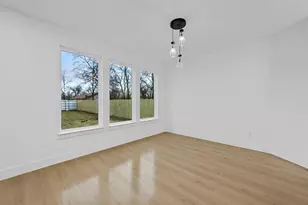 2630 Marburg St, Dallas, TX 75215 - Photo 9