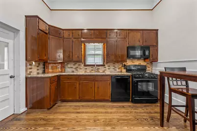 501 N Davis Street, West, TX 76691 - Photo 9