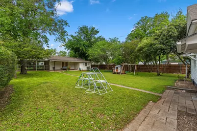 501 N Davis Street, West, TX 76691 - Photo 29