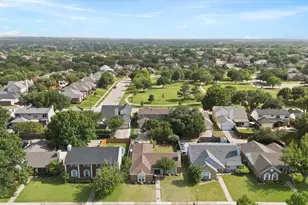 2110 Lansdown Dr, Carrollton, TX 75010 - Photo 39