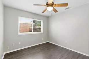 2110 Lansdown Dr, Carrollton, TX 75010 - Photo 27