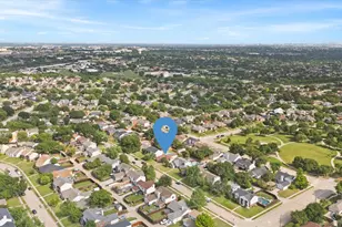 2110 Lansdown Dr, Carrollton, TX 75010 - Photo 31
