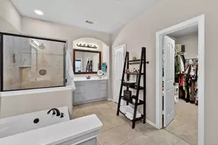 2760 Explorador, Grand Prairie, TX 75054 - Photo 23