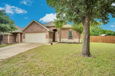 5339 Deep Lake Drive, Grand Prairie, TX 75052 - Photo 3