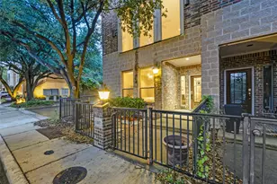1442 Pecos St, Dallas, TX 75204 - Photo 3