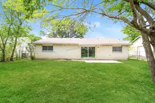 2918 Rayswood Dr, Carrollton, TX 75007 - Photo 17