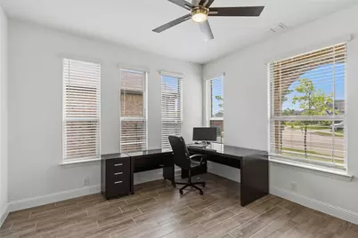 9121 Desert Flora Drive, Fort Worth, TX 76131 - Photo 7