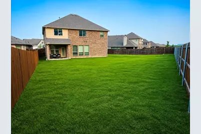 9121 Desert Flora Drive, Fort Worth, TX 76131 - Photo 3