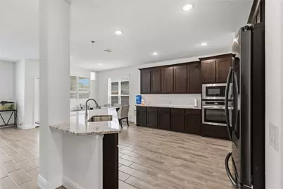 9121 Desert Flora Drive, Fort Worth, TX 76131 - Photo 7