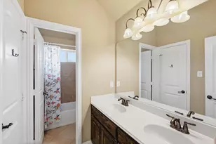 1123 Chestnut Dr, Frisco, TX 75036 - Photo 29