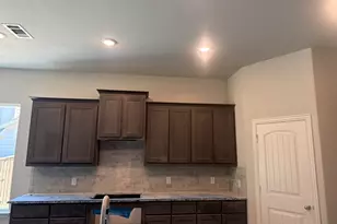 404 Guadeloupe Ln, Springtown, TX 76082 - Photo 3