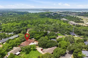 1209 Southwood Dr, Woodway, TX 76712 - Photo 31