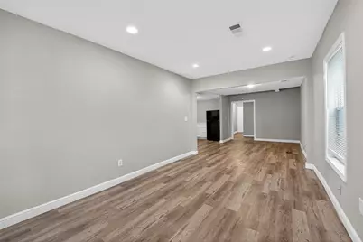 2805 Walker Street, Fort Worth, TX 76105 - Photo 9