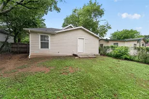 2805 Walker St, Fort Worth, TX 76105 - Photo 3