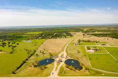 44072 Mountain Sage Drive, Whitney, TX 76692 - Photo 15