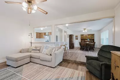 902 Fannin Street, Nocona, TX 76255 - Photo 11