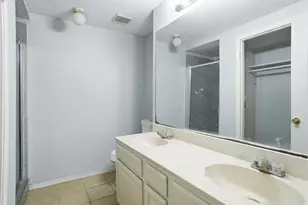 6715 Cherrytree Dr, Arlington, TX 76001 - Photo 13