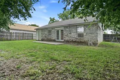 6715 Cherrytree Drive, Arlington, TX 76001 - Photo 23