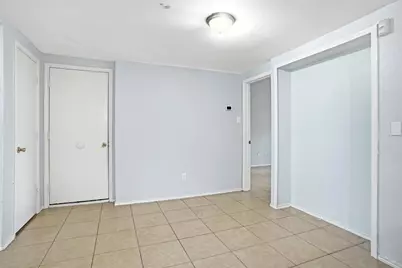 6715 Cherrytree Drive, Arlington, TX 76001 - Photo 9
