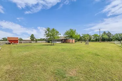 339 S Pleasant Hill Road, Axtell, TX 76624 - Photo 25